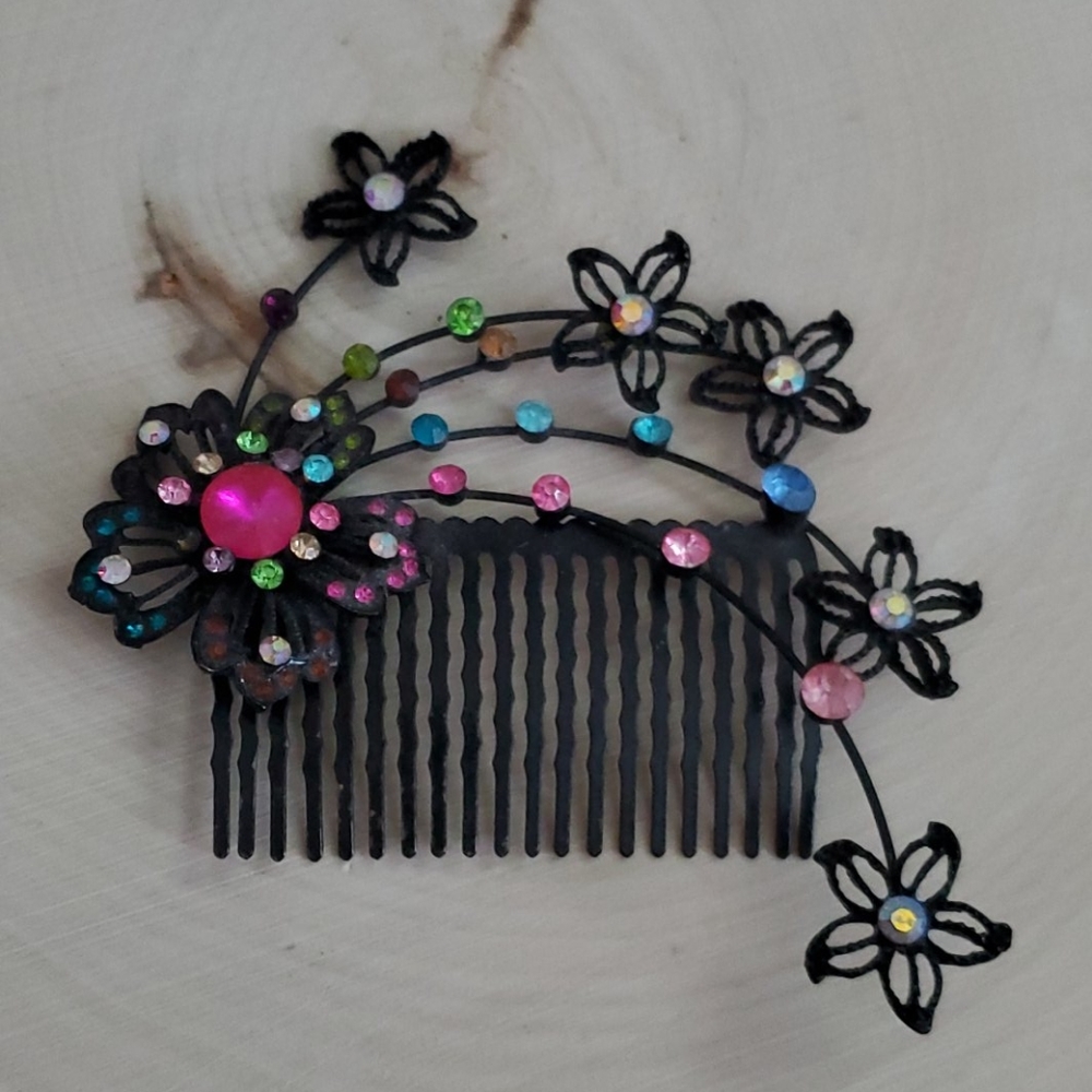 Vintage Metal Floral Rhinestone Hair Comb Clip